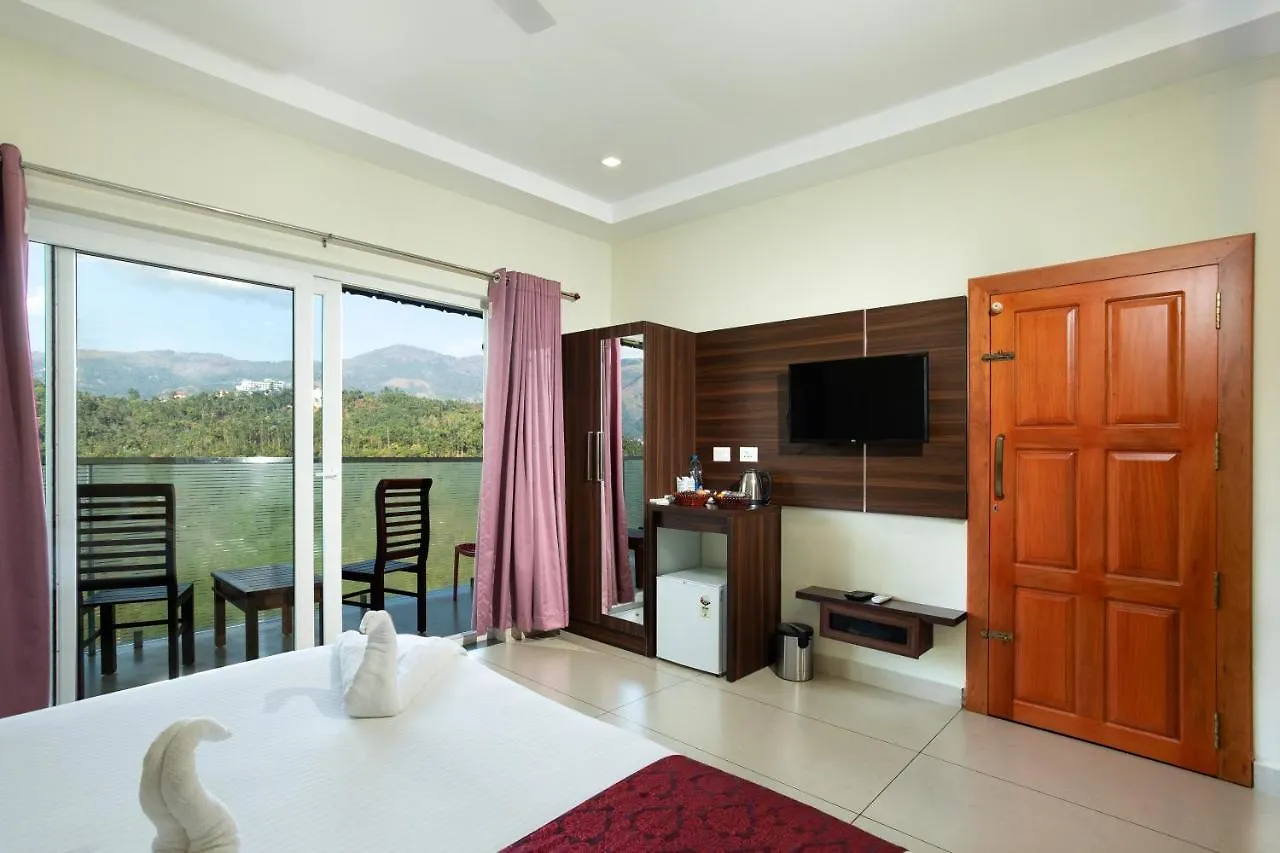 Lake Forest Resort Munnar
