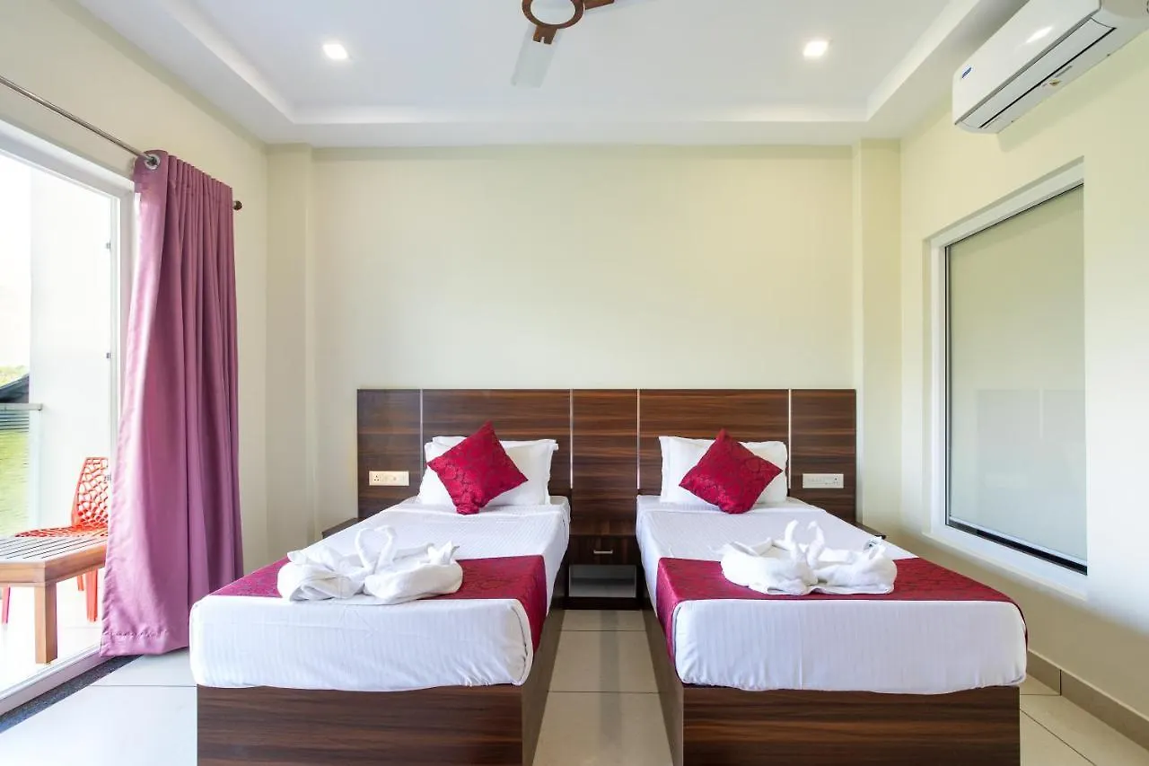 Lake Forest Resort Munnar 3*,